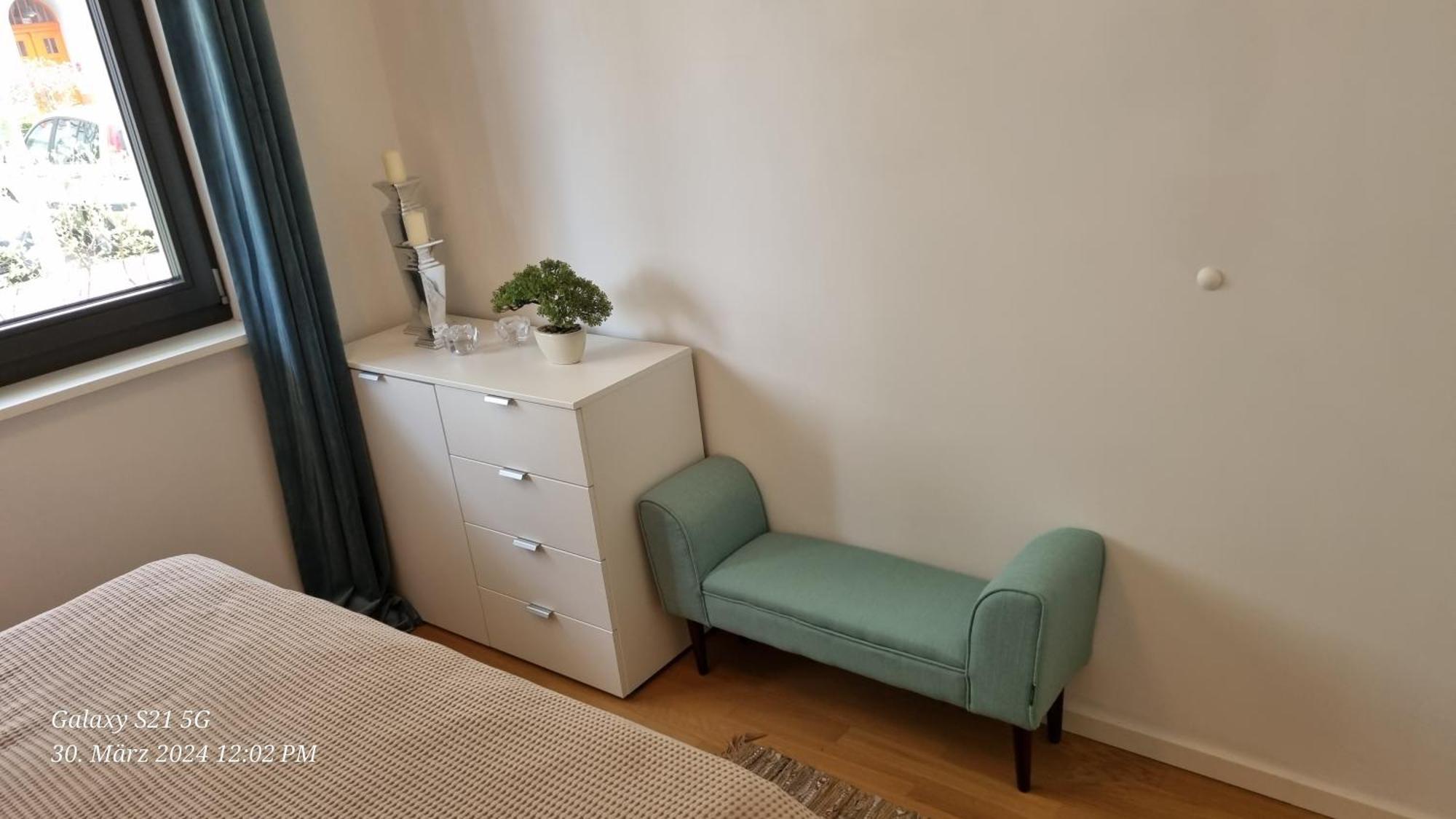 Luxi Luxurioeses Appartement Mit Terrasse Und Garten Mitten In Berlin Exterior photo